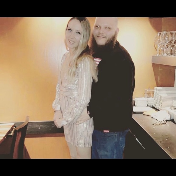 Wedding Season Beautiful Love punch shimmer dress😍 - Picture 5 of 5